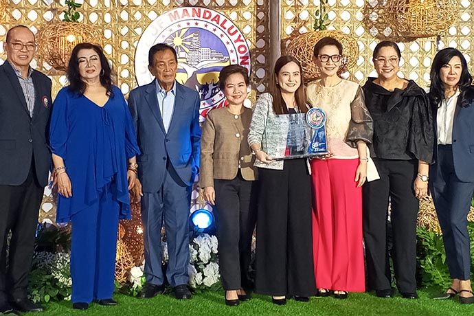 Mandaluyong commends BDO Unibank for outstanding tax contributions